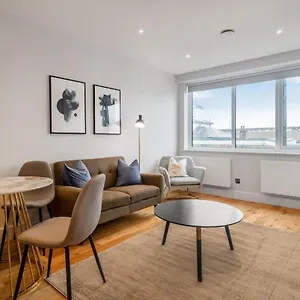  Apartment Lovely 1 Bedroom In The Heart Of
